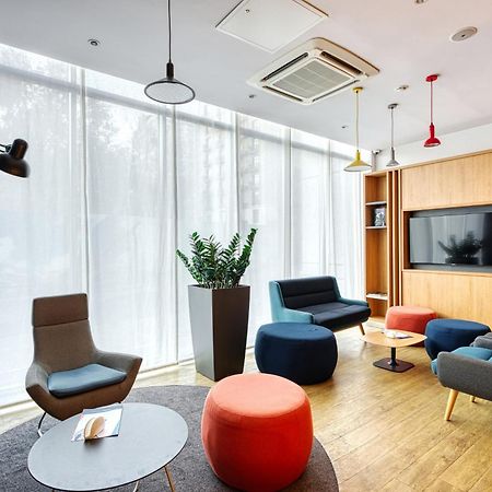 Holiday Inn Express - Almaty By Ihg Zewnętrze zdjęcie