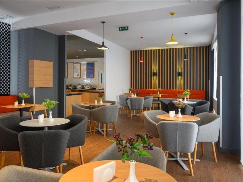 Holiday Inn Express - Almaty By Ihg Zewnętrze zdjęcie