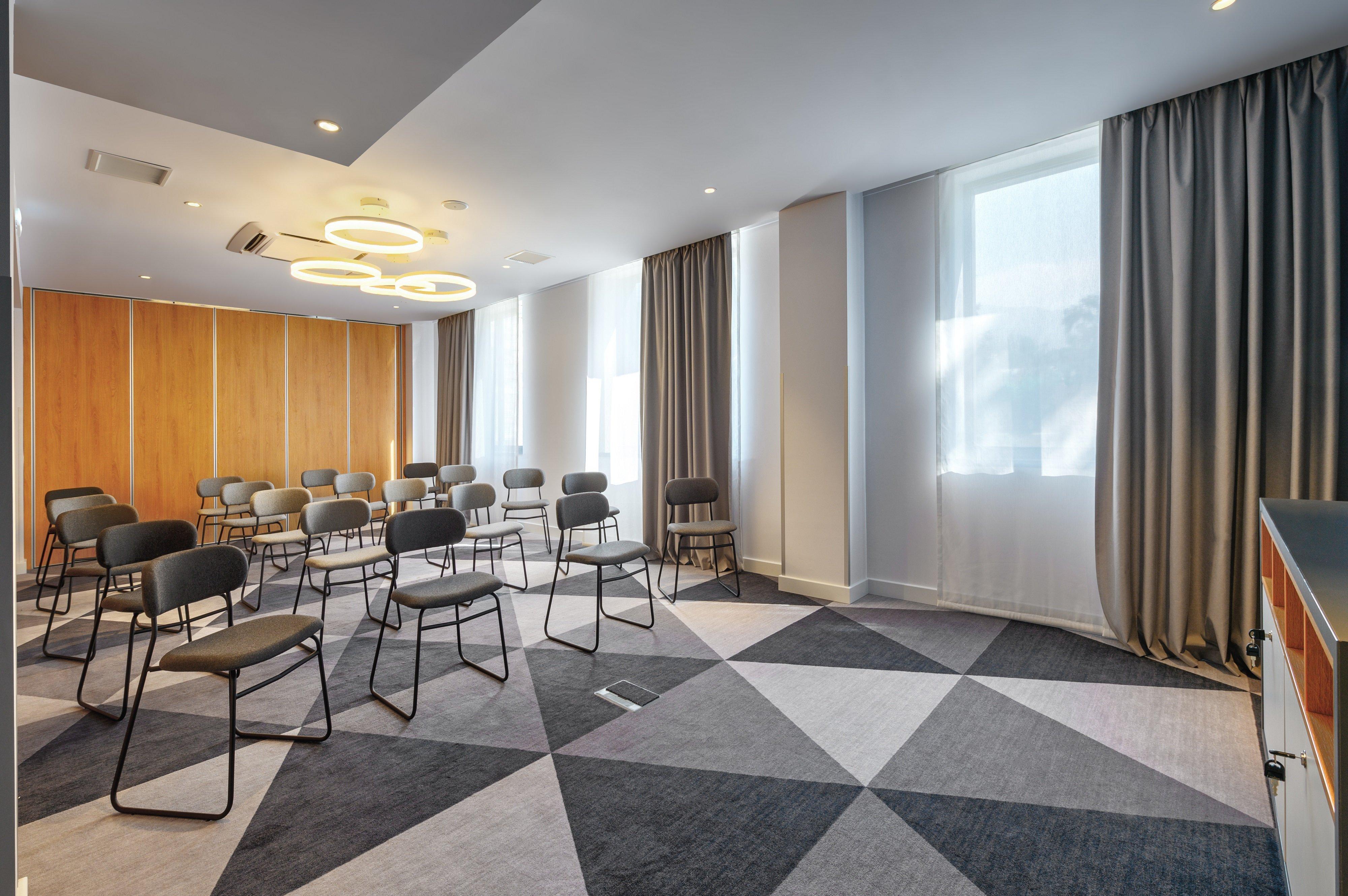 Holiday Inn Express - Almaty By Ihg Zewnętrze zdjęcie